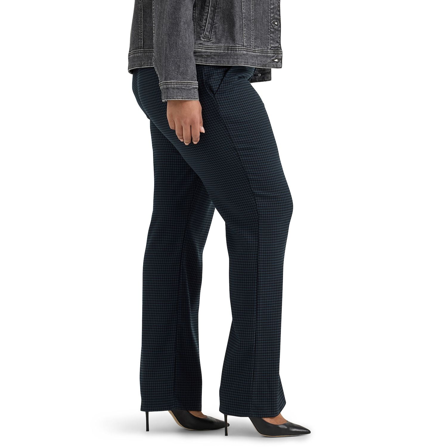 Lee® Women's Plus Mid Rise Wrinkle Free Bootcut Pant