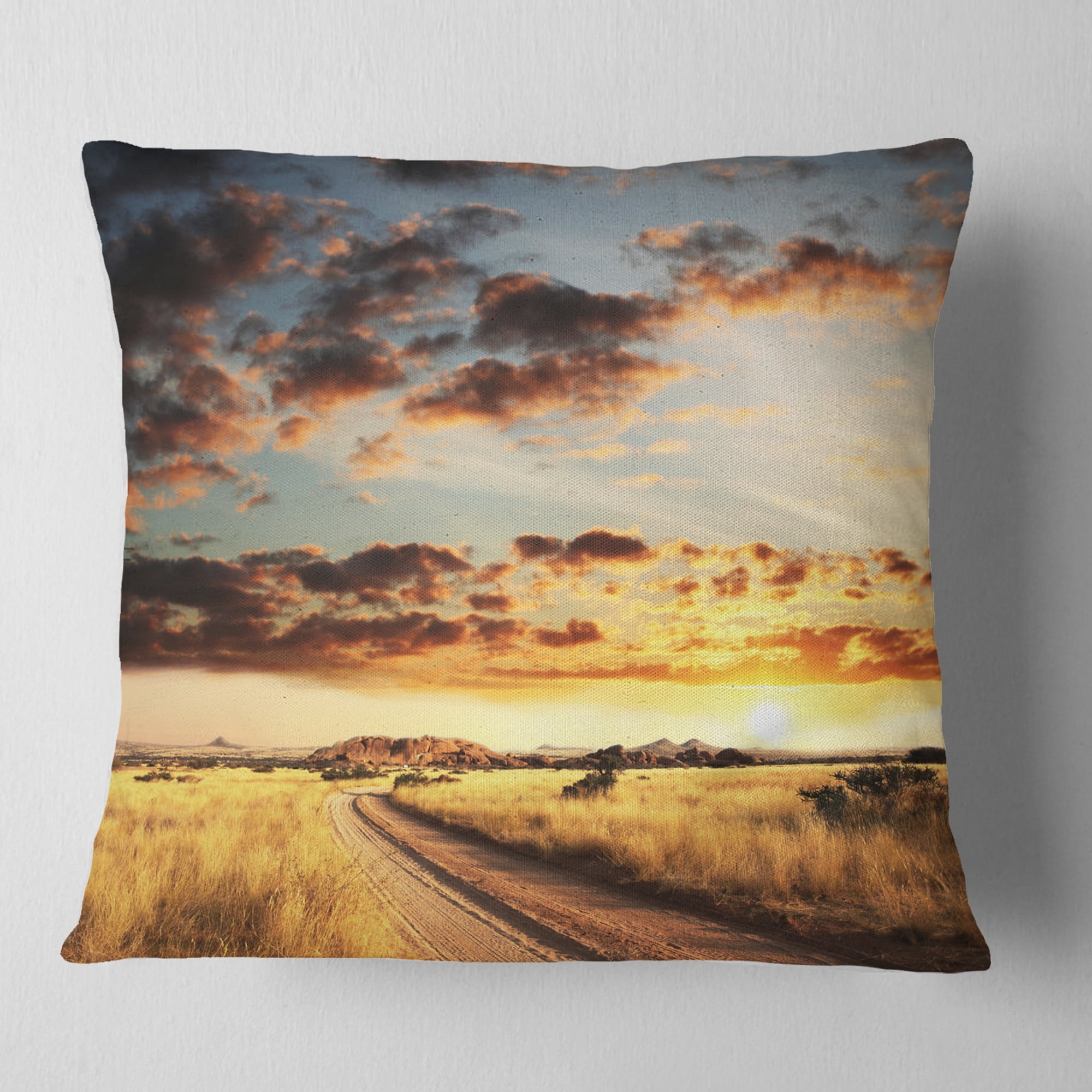 Designart 18" x 18" Yellow Polyester Throw Pillow