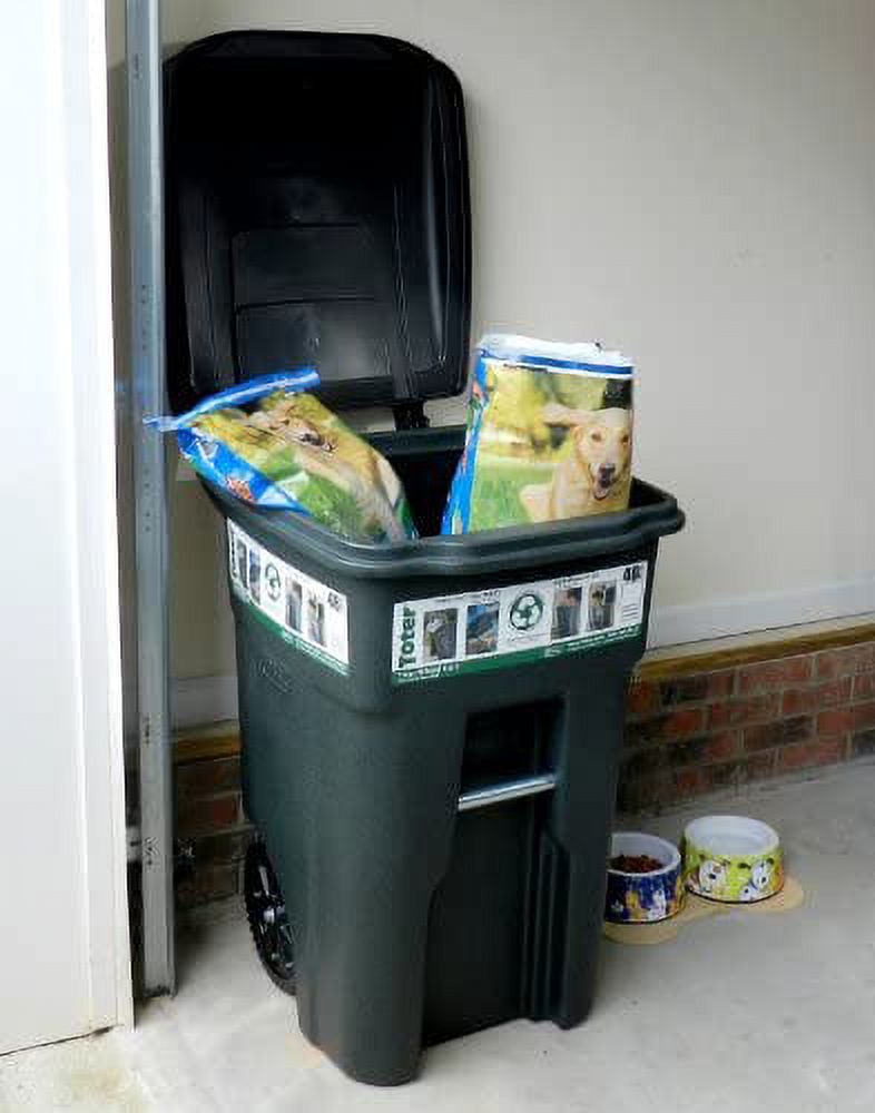 025596-R1GRS Residential Heavy Duty 2-Wheeled Trash Can with Attached Lid, 96-Gallon, Greenstone