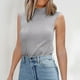 thumbnail image 2 of 2025 Chaleco de punto con cuello alto para mujer - Jersey sin mangas de punto, corte ajustado, 2 of 5