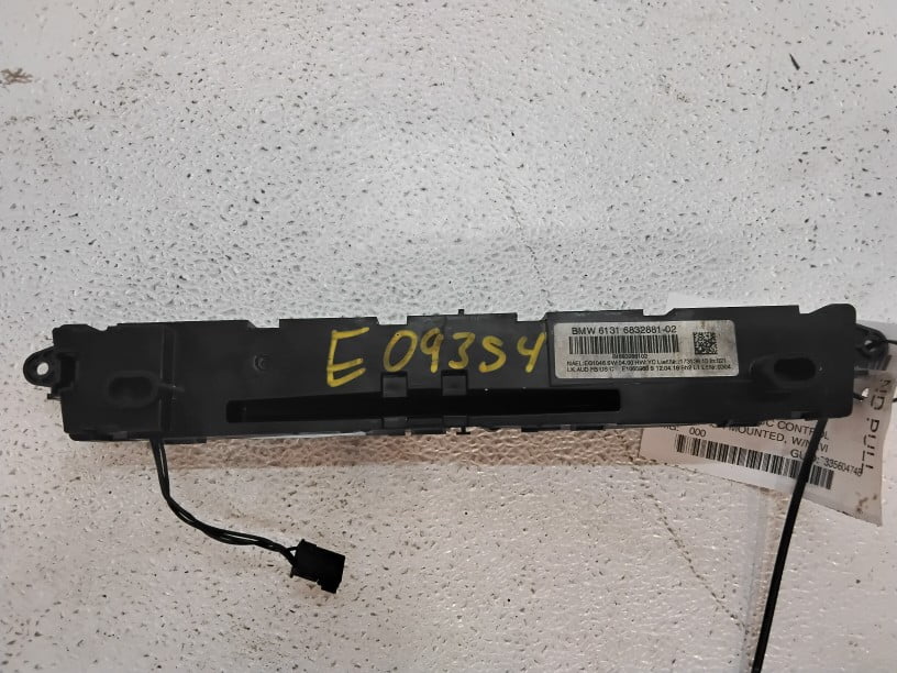Pre-Owned 2019 BMW 430i Radio Control Panel w/ Navigation 61316832881 OEM - Verify Specific Vehicle Fitment In Description - (Good)
