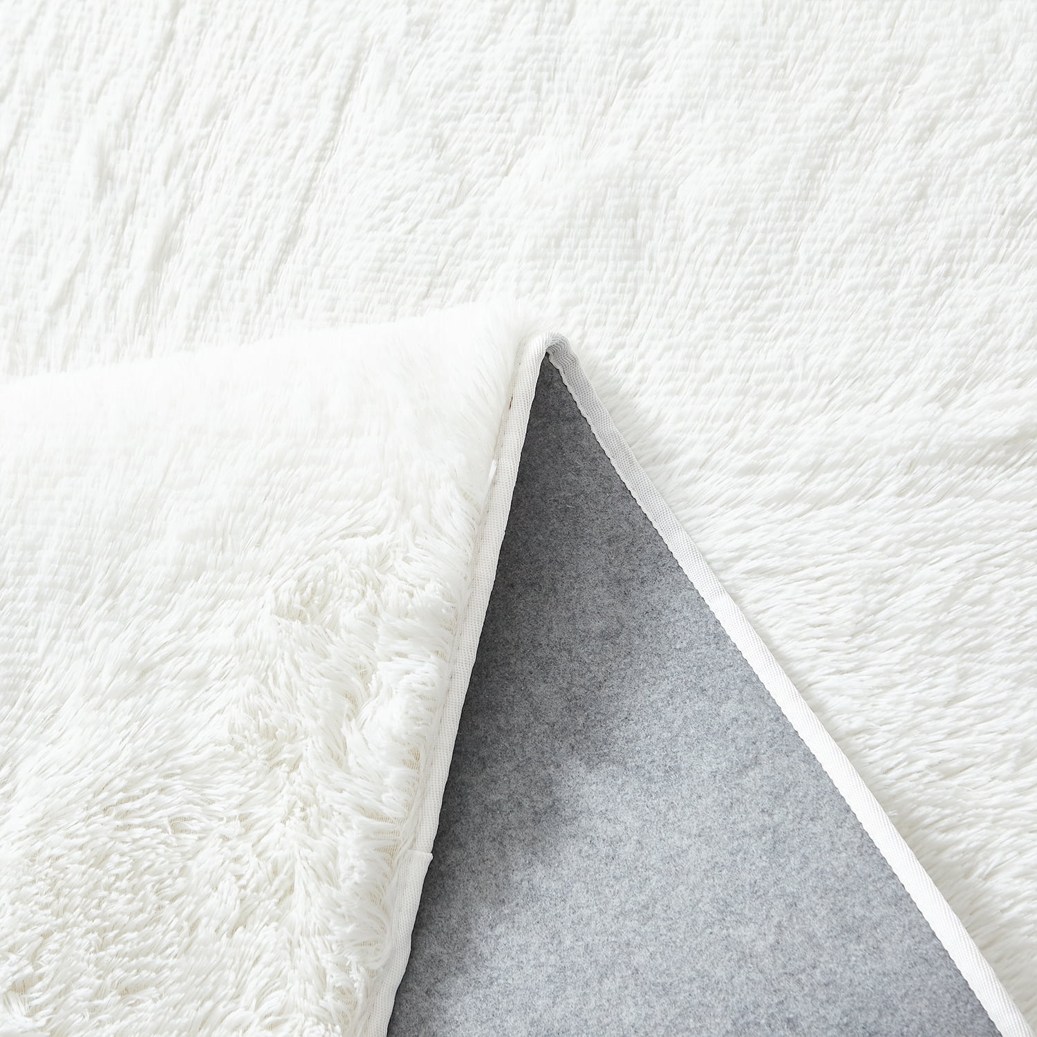 MerryHome Soft Plush Faux Fur Area Rug, Fuzzy Carpet Decor Rug for Bed Room,White(4x6 Feet)