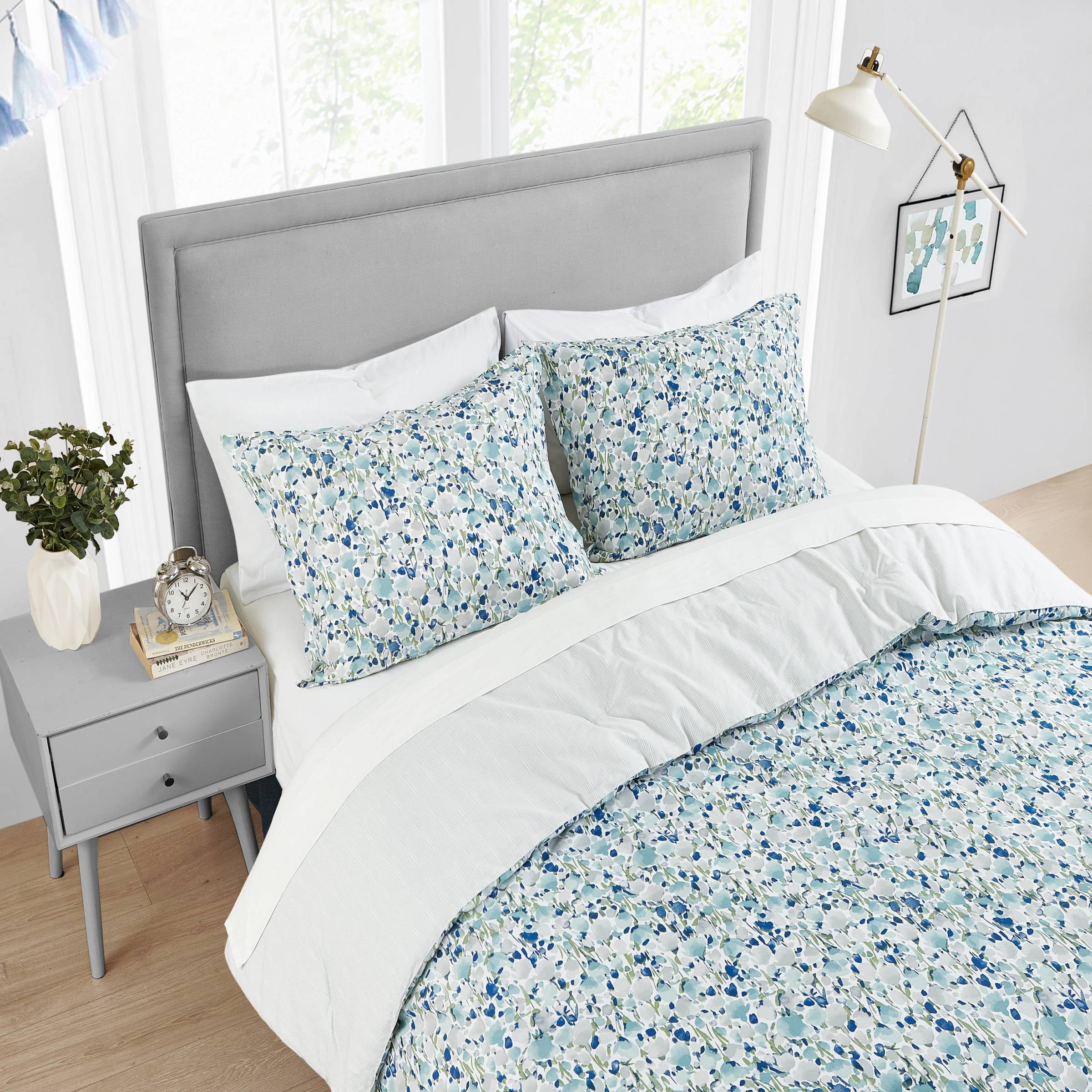 Poppy & Fritz Olivia Blue Full/Queen Comforter Set