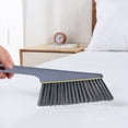 thumbnail image 5 of Cepillo de limpieza doméstico con cerdas flexibles | Cepillo multifuncional para quitar el polvo y barrer suelos, mesas, sofás y espacios reducidos, 5 of 5