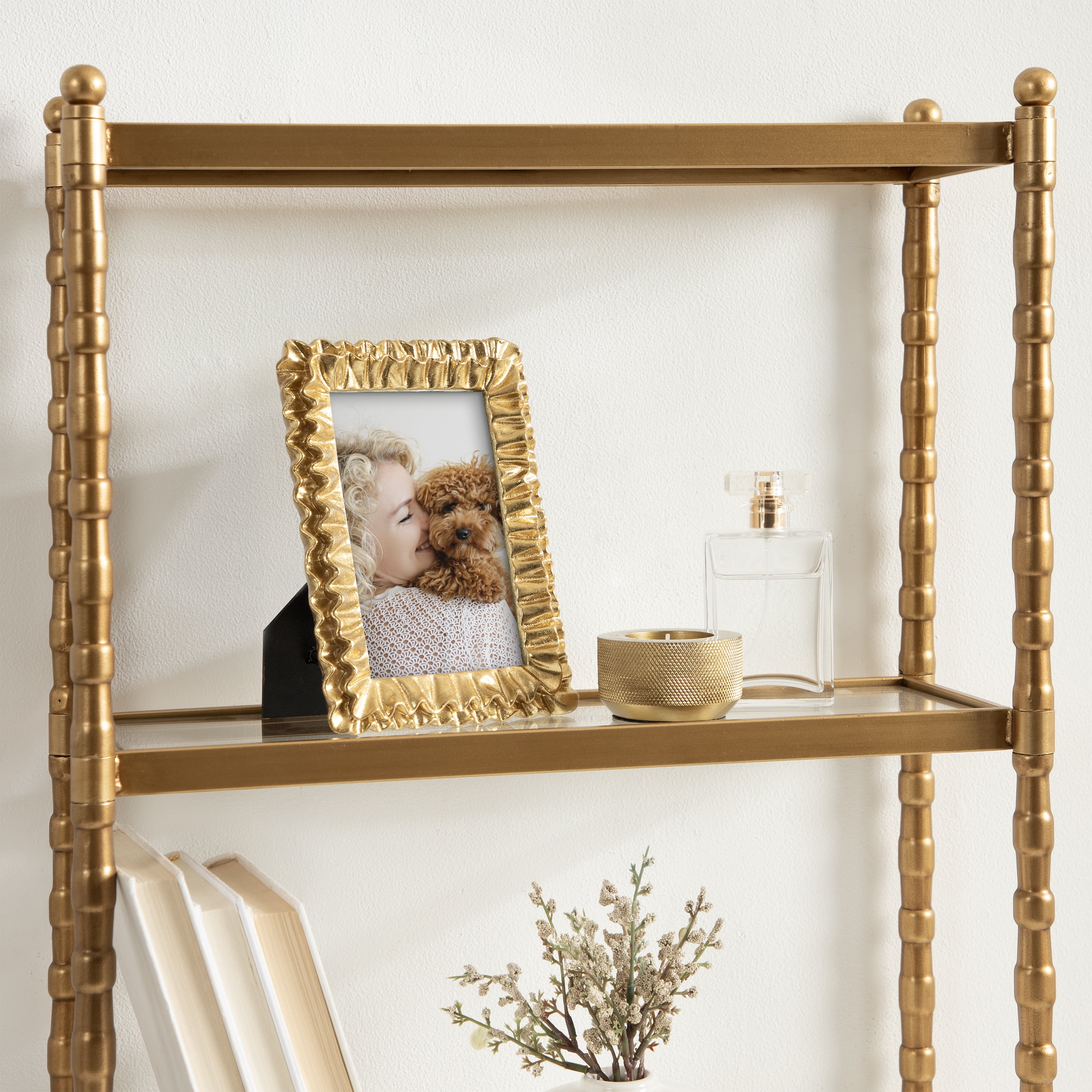 DesignOvation – 4x6 Picture Frame – Scalloped Gold Tabletop Photo Frame