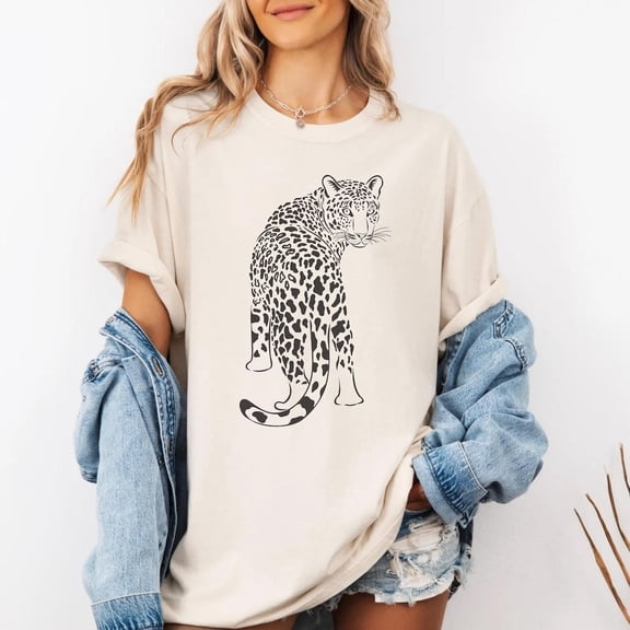 Leopard Graphic Comfort Colors T-Shirt Boho Jungle Big Cat Print Tee Nature Lover Top