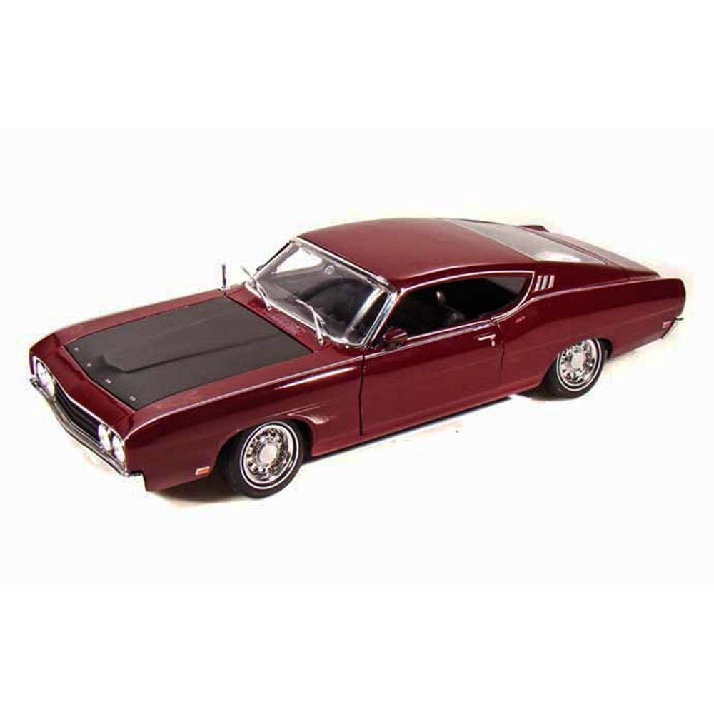 1969 Ford Torino Talladega, Maroon Maisto 31616 1/18 Scale Diecast