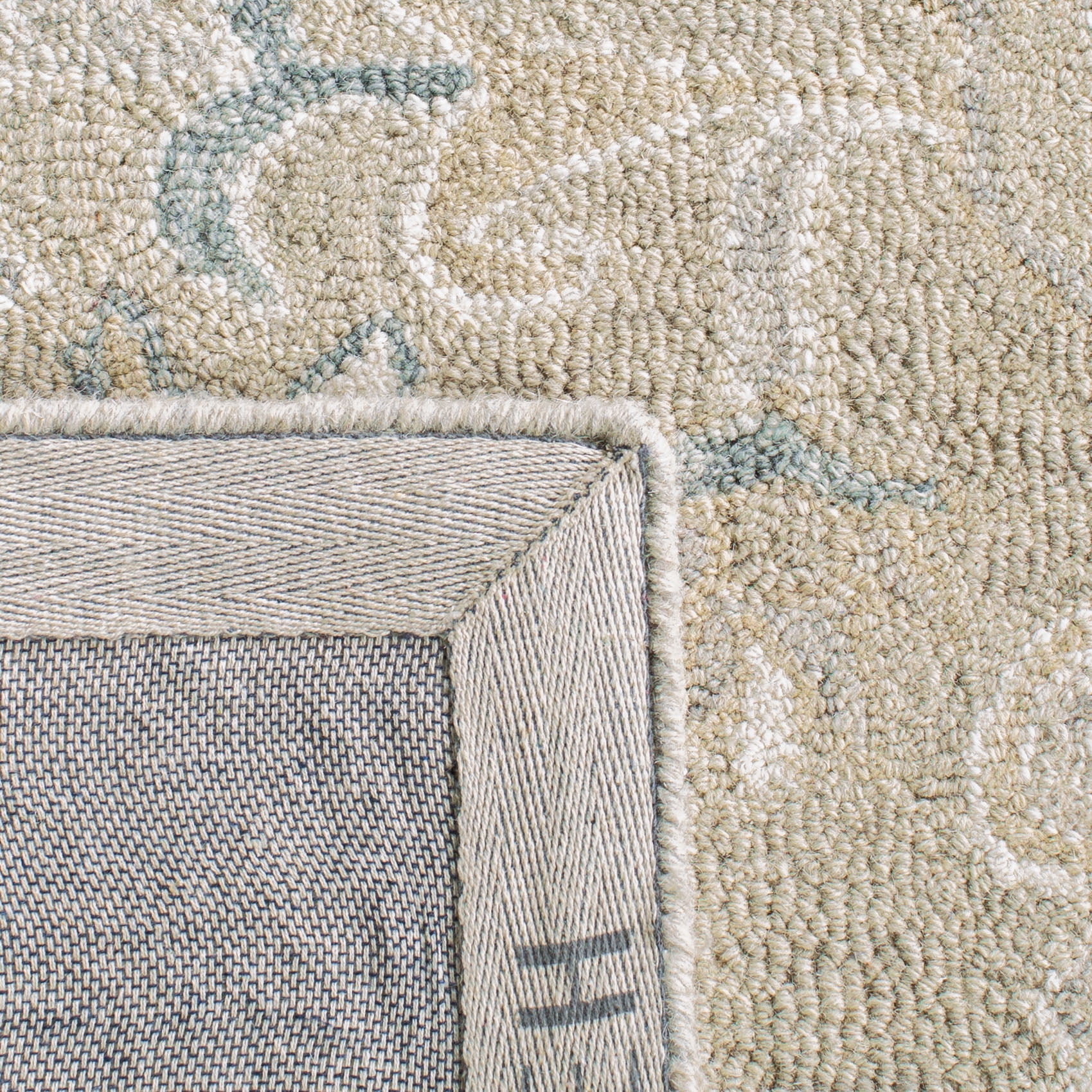 SAFAVIEH Micro-Loop Emilija Oriental Area Rug, Light Grey/Ivory, 7' x 7' Square