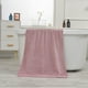 thumbnail image 1 of Toalla de baño de terciopelo grueso | Tamaño ampliado: 140 x 70 cm | Toalla de poliéster suave y absorbente para baño, natación y viajes | Azul, rosa, naranja y amarillo, 1 of 6