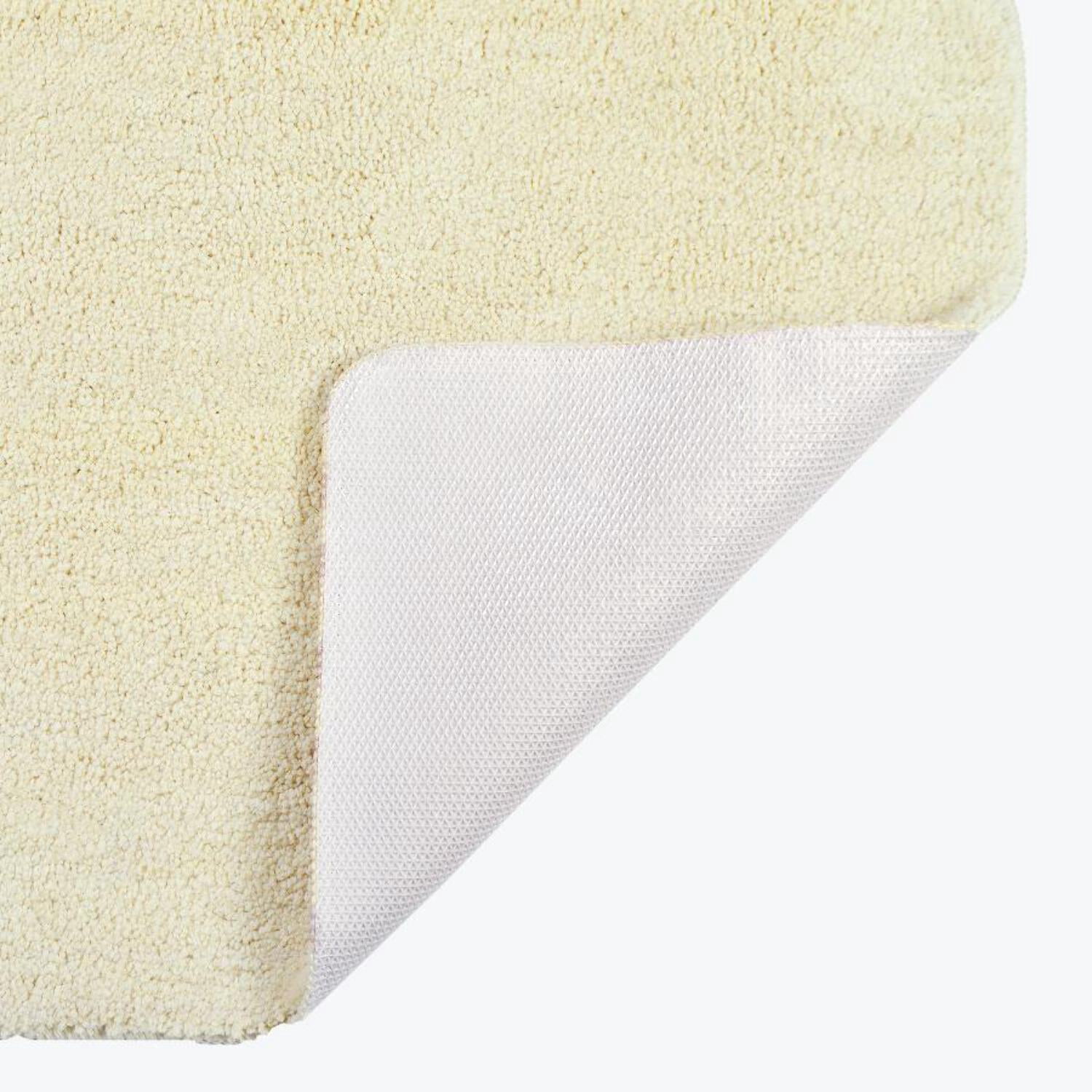 Luxury Bath Mat in Microfibre - Non-Slip  Absorbent
