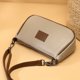 thumbnail image 4 of Bolso bandolera para mujer Bolso de cuero de vaca Correa doble universal Viaje de compras Escuela, 4 of 7