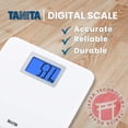 thumbnail image 4 of Báscula digital Tanita HD-662 (blanca) - Báscula de baño de tecnología japonesa con capacidad de 150 kg - Pantalla LCD grande de 5 cm con retroiluminación azul - Precisa, duradera y con control de pie, 4 of 5