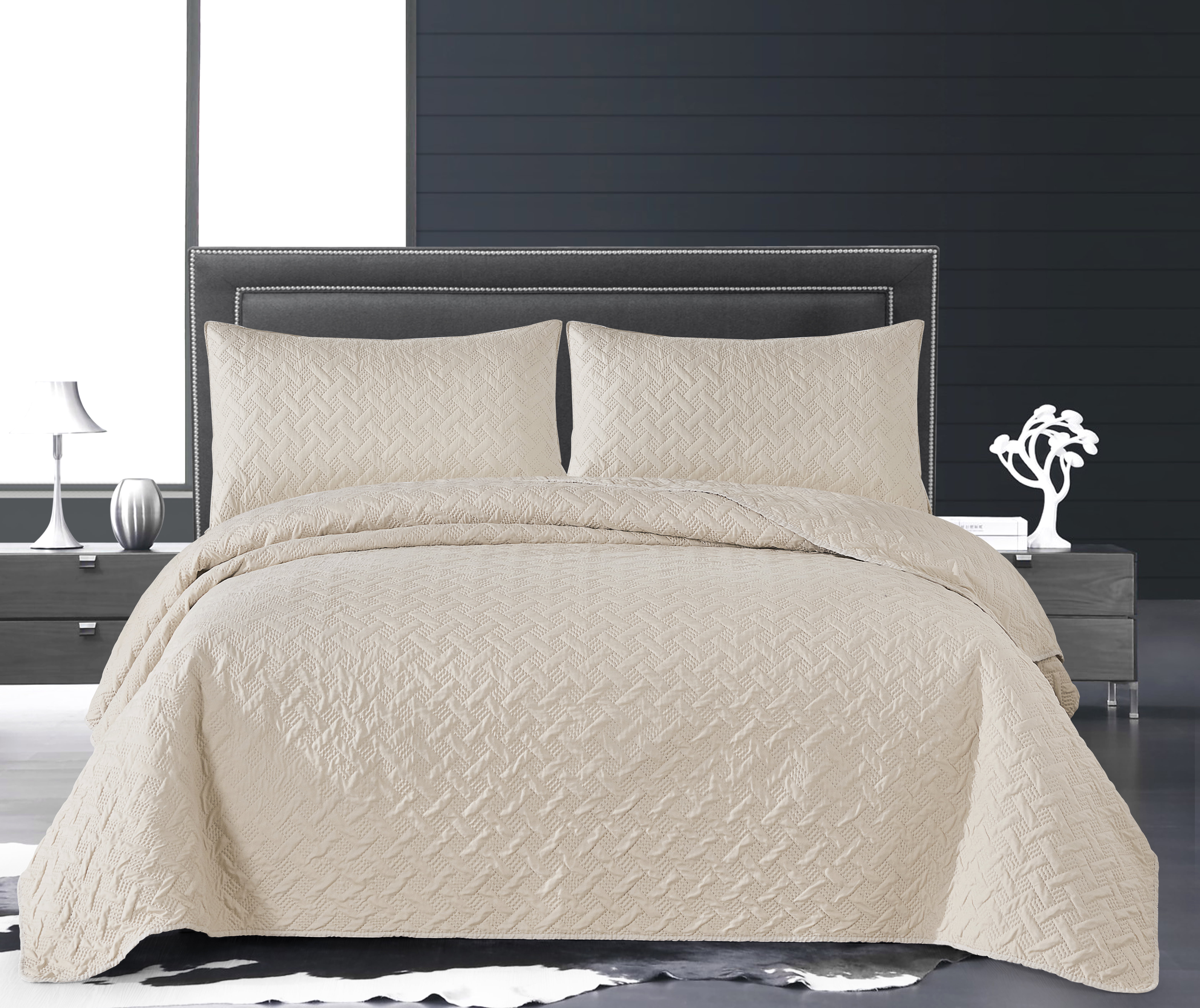 EleganHome 3-Piece Quilt Set Beige Color, Basketweave Pattern Bedspread/Coverlet Queen Size (90'x90')