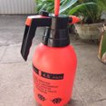 thumbnail image 2 of Wosthever Bomba de compresión de aire de 2L/3L, botella pulverizadora de riego, fertilizantes de jardinería, cabezal de boquilla ajustable Jardín y Patio rojo 2L, 2 of 6