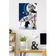 thumbnail image 3 of Jets de Winnipeg de la LNH - Connor Hellebuyck 20, 3 of 4