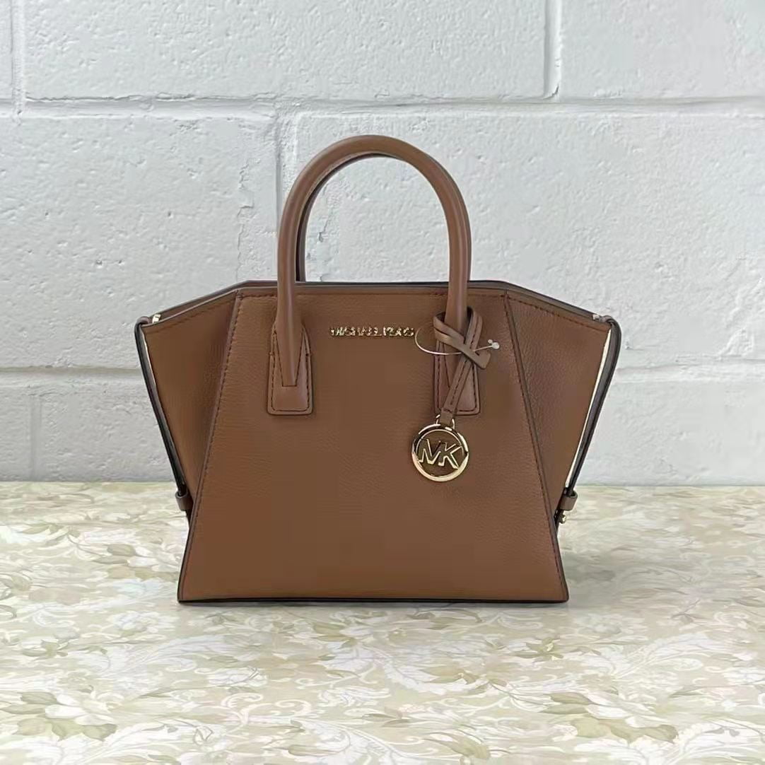 b4e38d67-fb0c-4402-9c54-