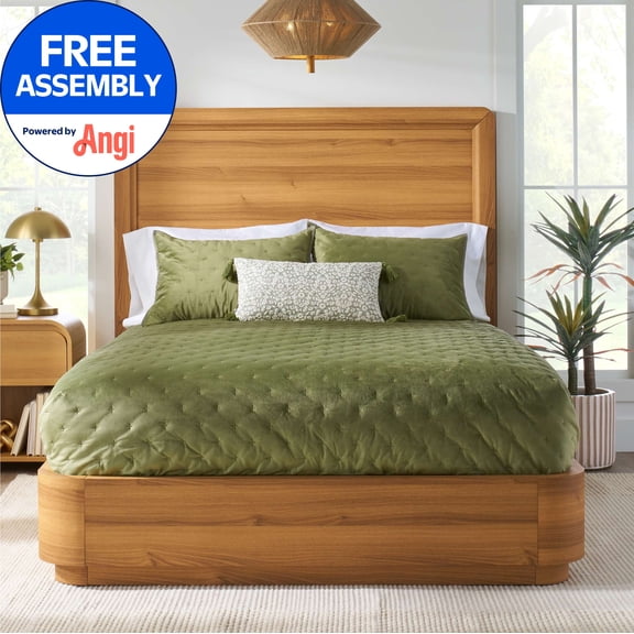 Better Homes & Gardens Juliet Curved Wood Platform Bed, Queen, Honey Brown