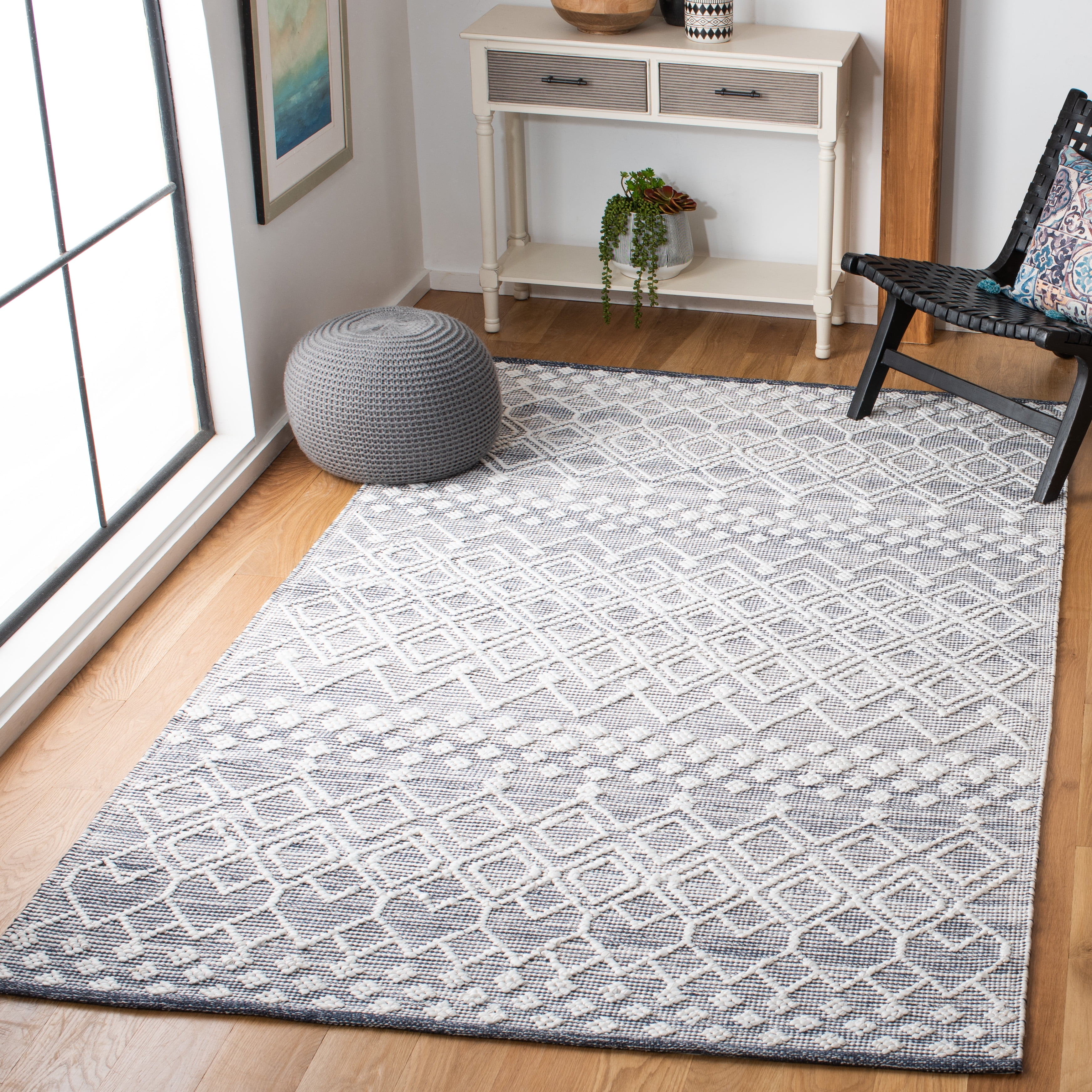 SAFAVIEH Natura Dashiell Geometric Area Rug, Charcoal/Ivory, 6' x 6' Square