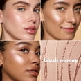 thumbnail image 4 of Iluminador en polvo e.l.f. Halo Glow Silky Vegan Blush Money, 4 of 9