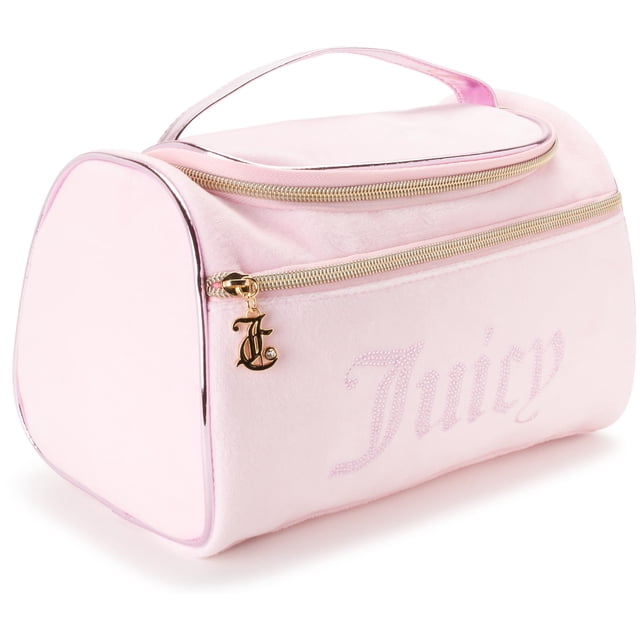 juicy couture bolsa de cosméticos para mujer - bolsa de viaje pequeña para colgar maquillaje y artículos de tocador, color rosa; neceser 3/4 frontal con asa superior para colgar, doble cremallera dorada con tirador monograma JC, cuerpo rosa claro aterciopelado y logo "Juicy" tonal en el lateral, ribete brillante rosa y base estructurada; también suele usarse como organizador compacto de accesorios de viaje.
