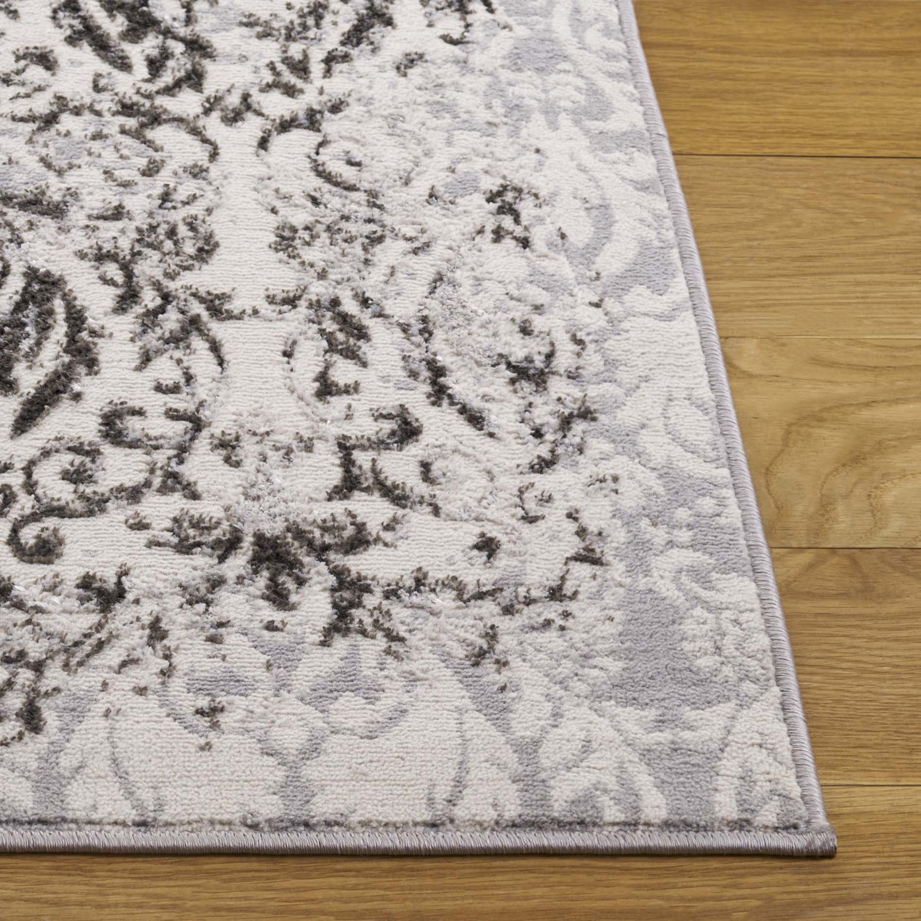 SAFAVIEH Orchard Madeline Oriental Polyester Area Rug, Gray/Silver, 6'7" x 6'7" Square