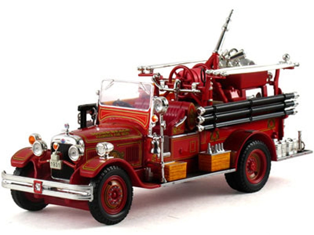 1931 Seagrave Fire Truck Sound Beach Volunteer Fire Dept., Red