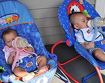 free hand baby bottle holder