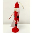 thumbnail image 2 of "Cascanueces Decorativo de Navidad 17 cm - Diseño Tradicional con Traje Rojo y Verde, Figura Clásica de Madera para Decoración Festiva de Interiores, Ideal para Colección Navideña", 2 of 4