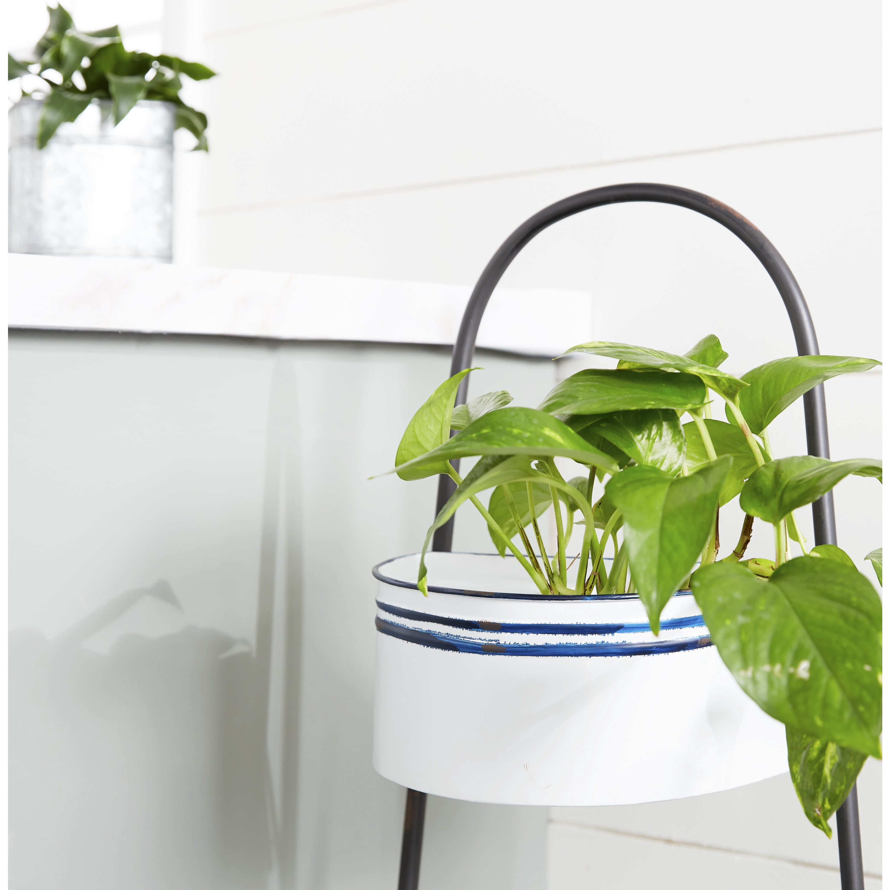 DecMode 14"W, 38"H Metal Farmhouse Shelving Unit, White, 1 - Piece