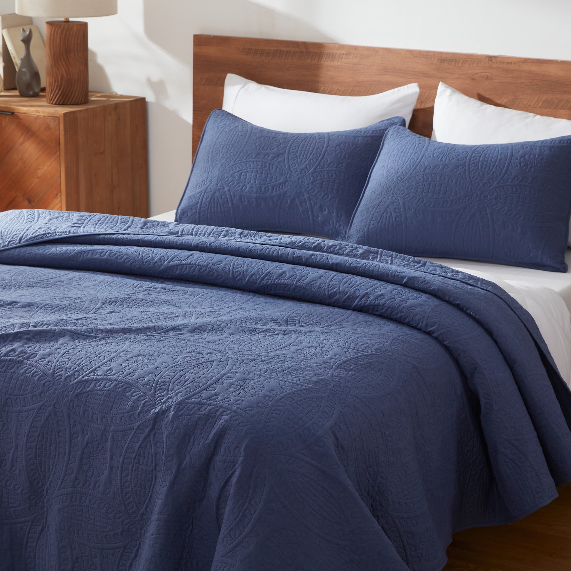 Sleep Zone Ultrasonic Medallion Quilt Set Full/Queen, Soft Lightweight Bedspread, All-Season Coverlet (Bluish Grey, Full/Queen)