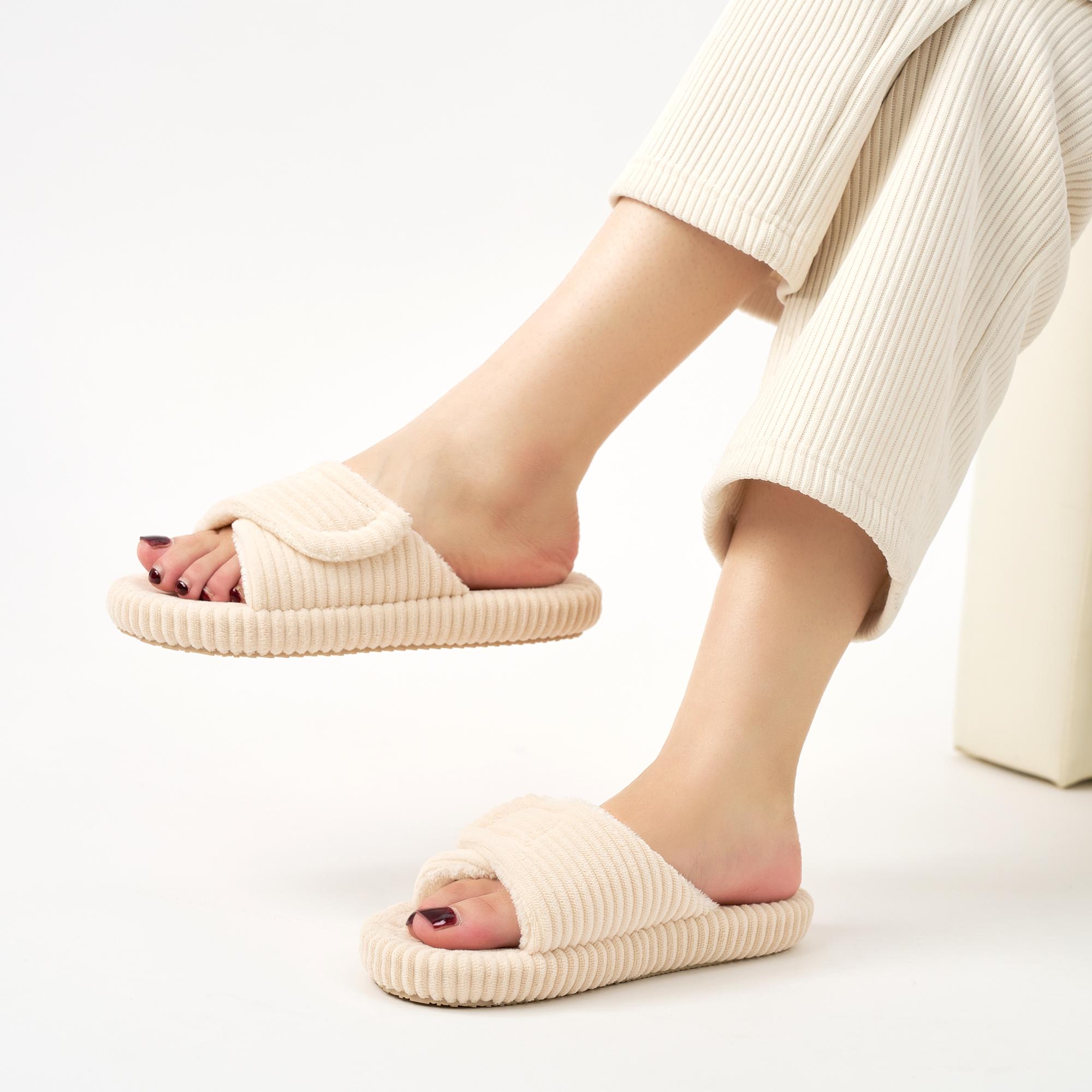 Ecetana Women's Open-Toe Memory Foam House Slippers photo 7