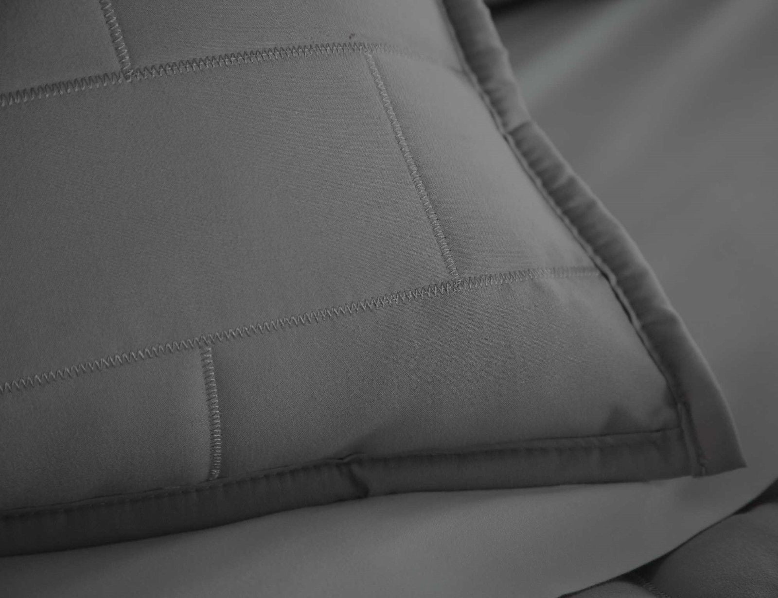 SouthShore Fine Linens Brickyard 6-Piece Slate Quilt Sets, Twin
