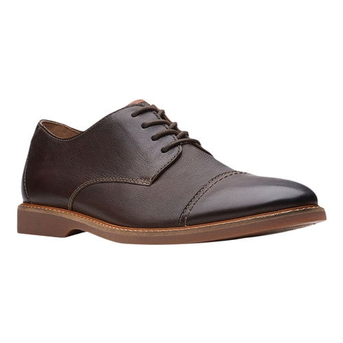 clarks cap toe