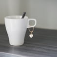 thumbnail image 2 of Breloques Initiales pour Gobelets et Tasses Accessoires Poignée en Forme de Cœur Idée de Noël Réfléchie, 2 of 5