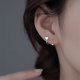 thumbnail image 1 of Clavos para orejas con tornillo de resorte, joyería para orejas de plata de ley para mujer, aretes de nicho avanzados, temperamento, amor, clavos para orejas con hueso, 1 of 6