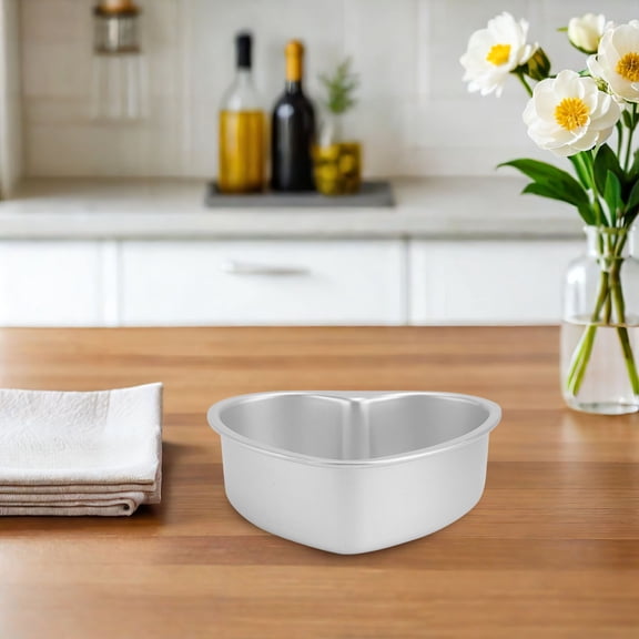 FUEENIRVA Nonstick 2pcs Heart Shape Baking Pans Oven Safe Aluminum Mold for Professional Use