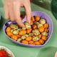 thumbnail image 5 of Platos de cena en forma de corazón de 5.91 x 5.51 pulgadas, platos de plástico aptos para lavavajillas y microondas, platos reutilizables y ligeros, para la cocina o camping, morado, 5 of 6
