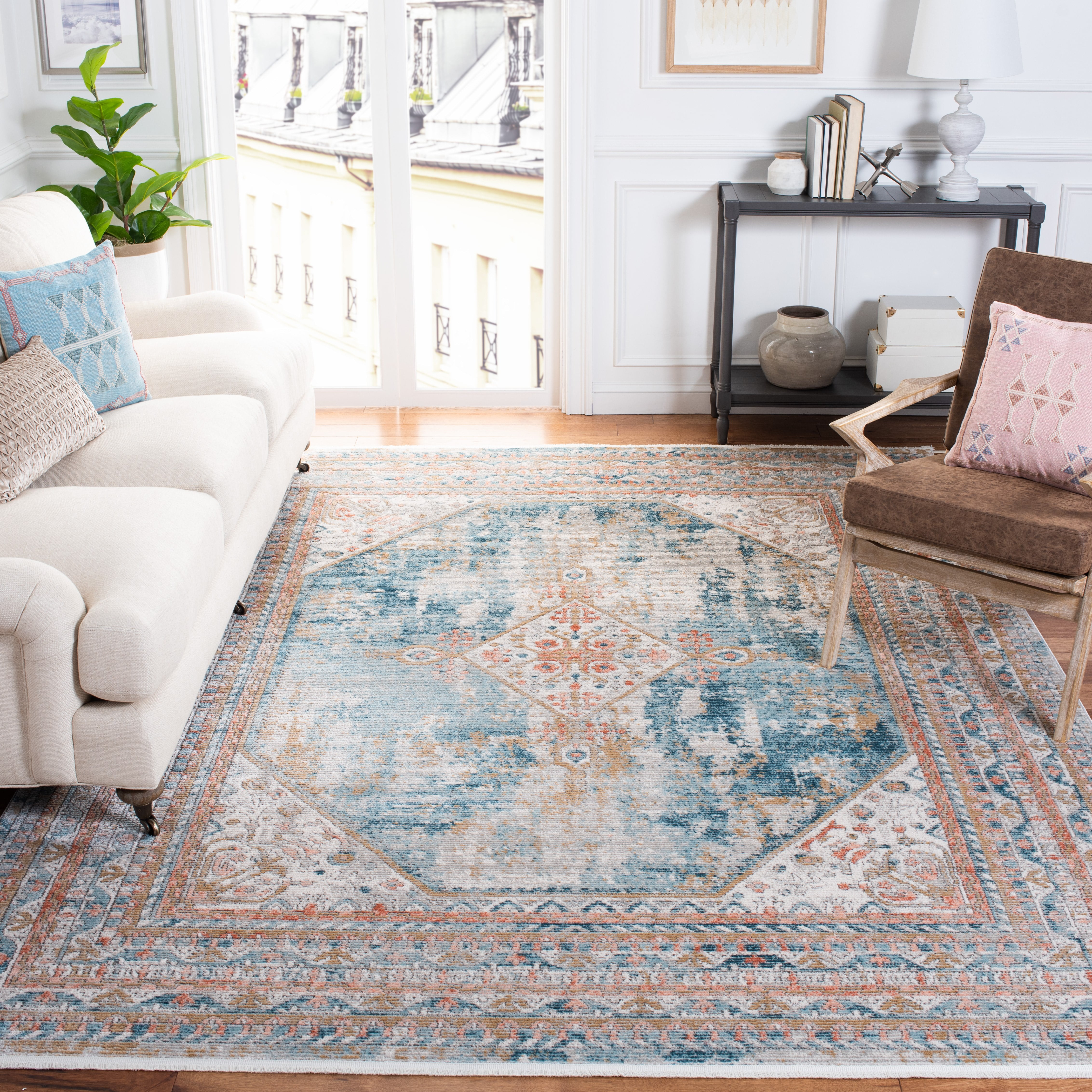 SAFAVIEH Shivan Malandra Medallion Area Rug, Blue/Grey, 6'7" x 8'7"