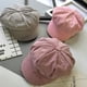 thumbnail image 4 of Gorra de vendedor de periódicos Qarigey Sombrero octogonal Beige, 4 of 6