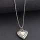 thumbnail image 2 of Locket Grabado Grabado Foto Mensaje Marco Colgante Collar - Plata, tal se describe Sunnimix Collar de medallones en forma de corazón, 2 of 8