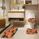 thumbnail image 4 of Juego de cortina de ducha de otoño con tapa de inodoro y alfombras antideslizantes, 4 piezas de cortinas de ducha de bosque de calabazas en follaje otoñal para baño, decoración de baño de otoño, 4 of 7