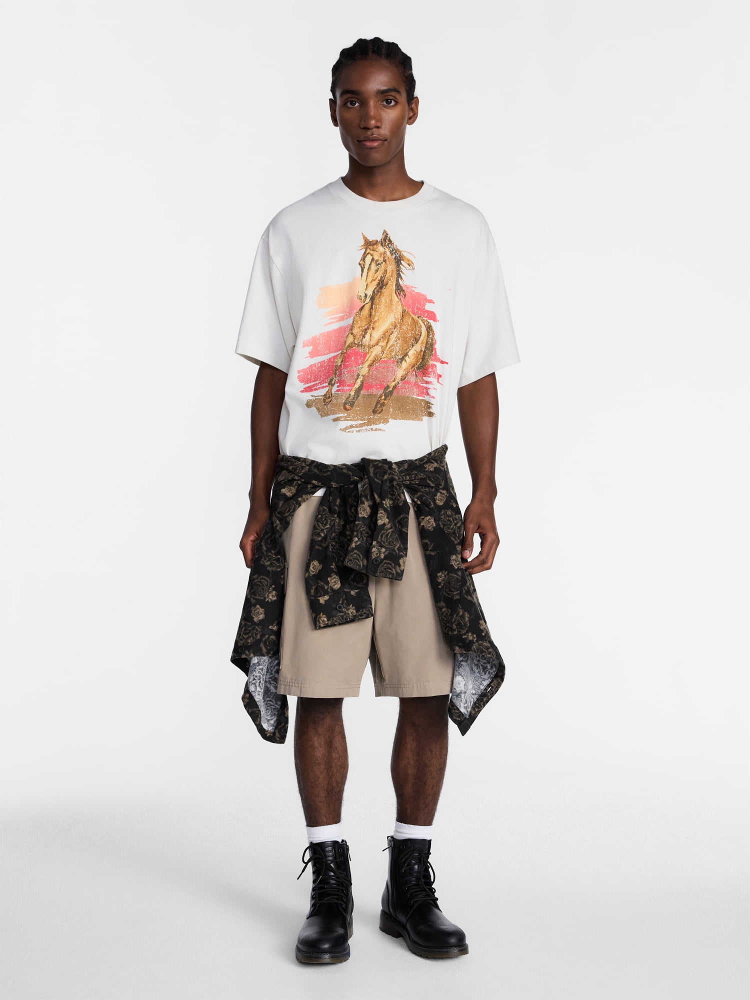 No Boundaries Boxy Fit Heavyweight Graphic Tee Shirt with Short Sleeves, Men's XS-4XLT