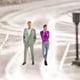 thumbnail image 1 of 2 piezas 1/64 figuras de mujeres y hombres paisaje Diorama jardín de hadas Micro paisaje Gris, 1 of 9