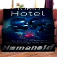 thumbnail image 1 of Tokio-Manta de banda para Hotel, cobija Decke,deka, couverture,viltti,koc,담요,deken,cobertor,frazada, täppe, teppe, cama, sofá, manta de dormitorio, 1 of 4