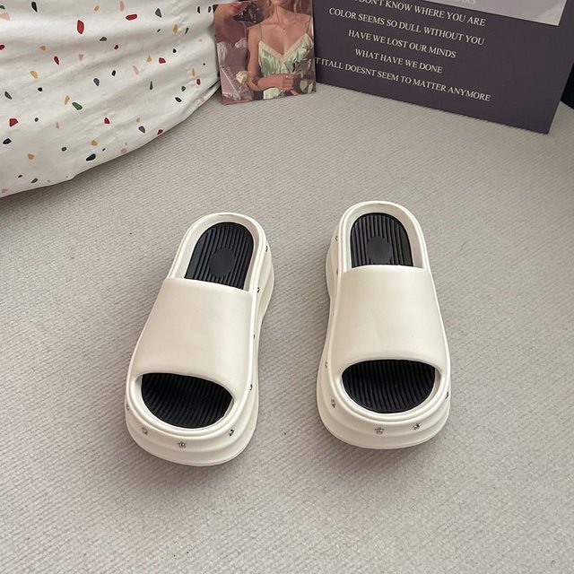 Zapatillas de mujer de verano con suela gruesa, accesorios de bricolaje, sandalias de tendencia, zapatos casuales antideslizantes, zapatillas de plataforma redondas elevadas de EVA