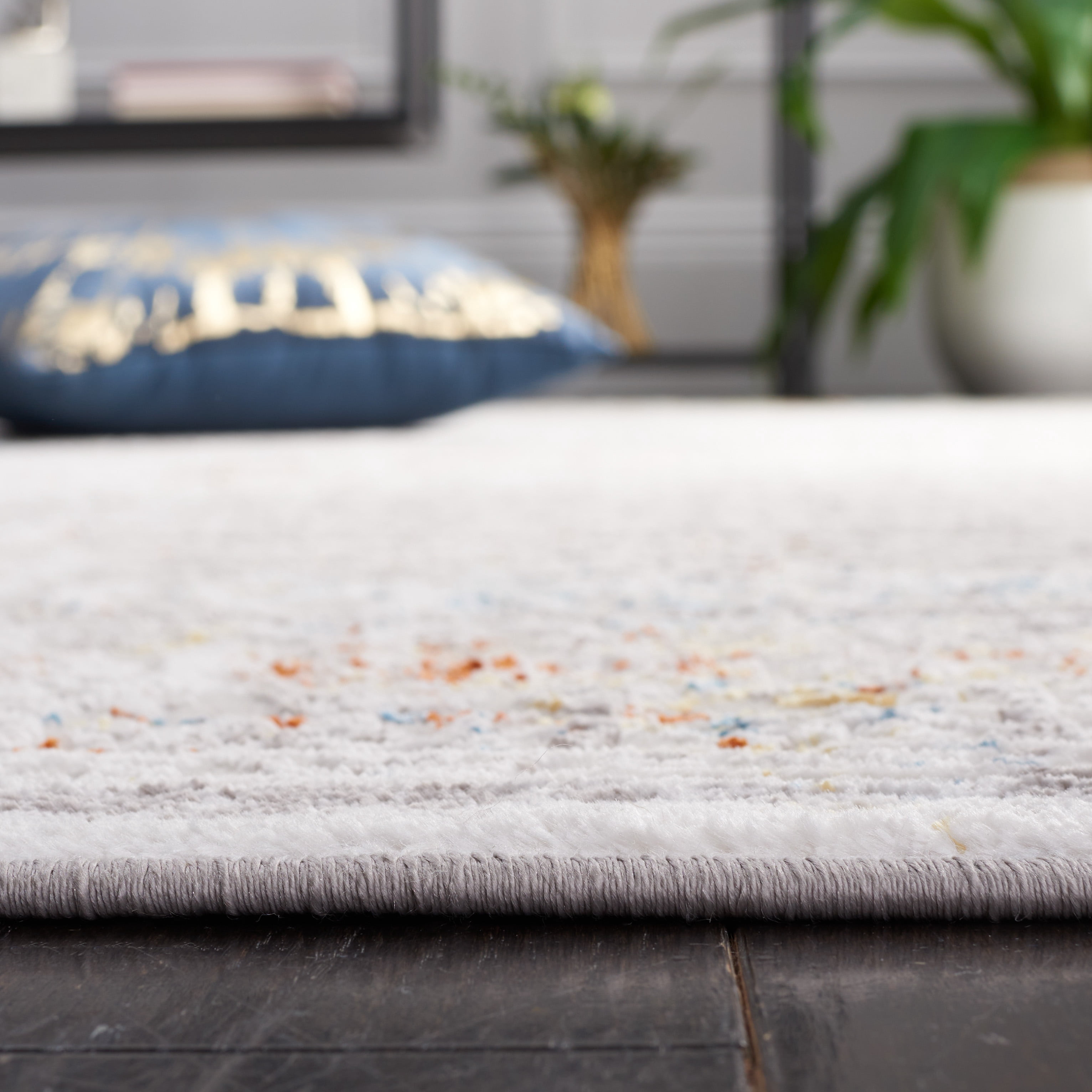 SAFAVIEH Amelia Velda Oriental Area Rug, Gray/Light Gray, 5'5" x 7'7"