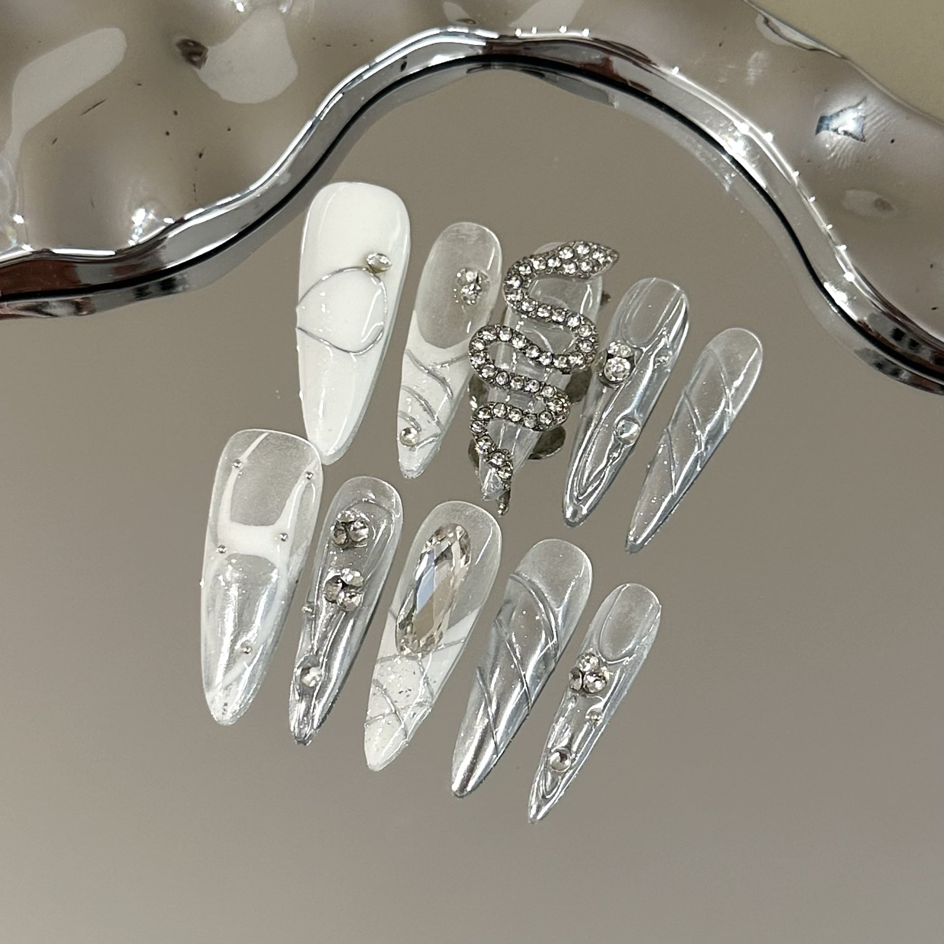 High-end handmade wear nail piece, advanced sense silver snake diamond manicure removable white light luxury temperament white