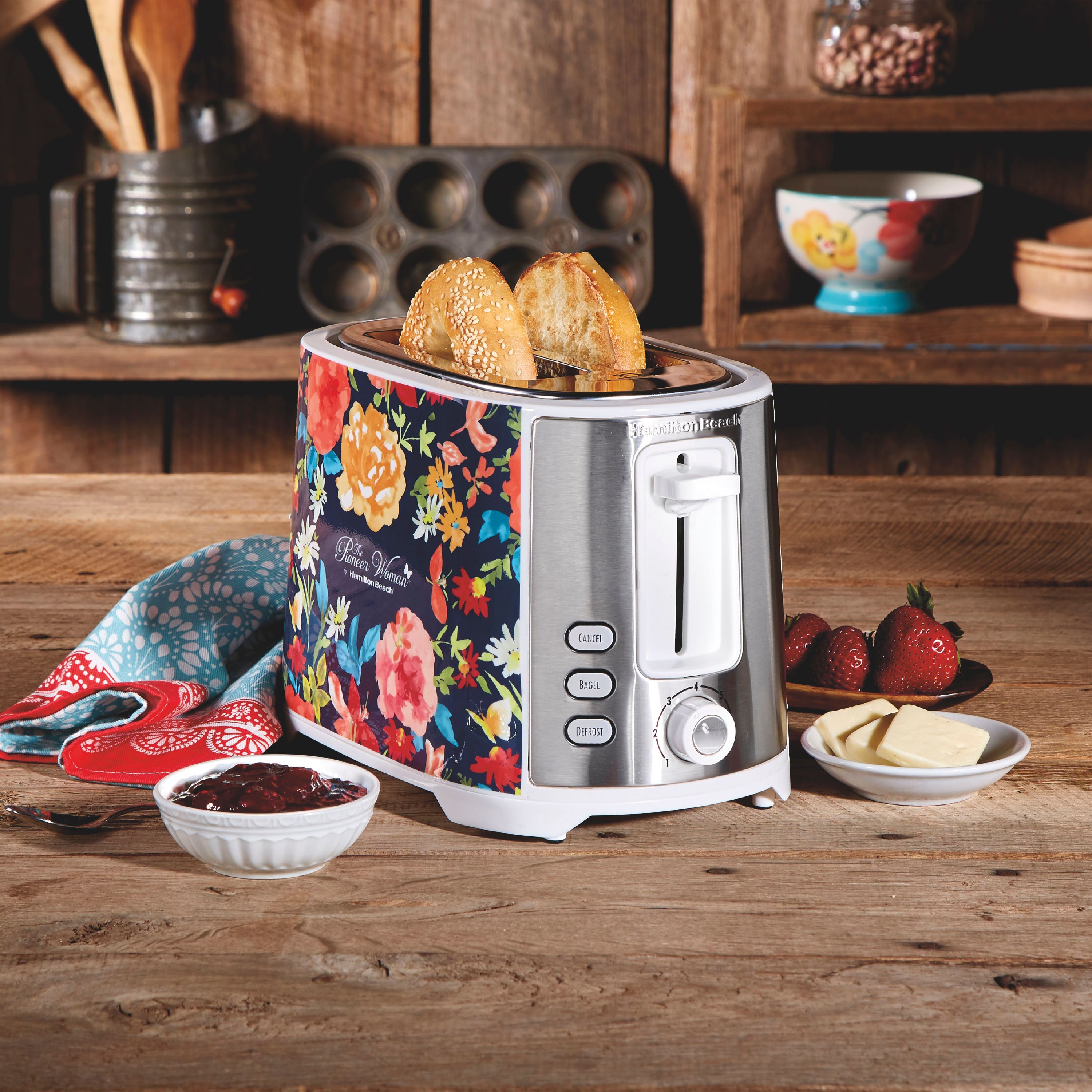 The Pioneer Woman 2 Slice Extra-Wide Slot Toaster, Fiona Floral, 22638 - image 4 of 7