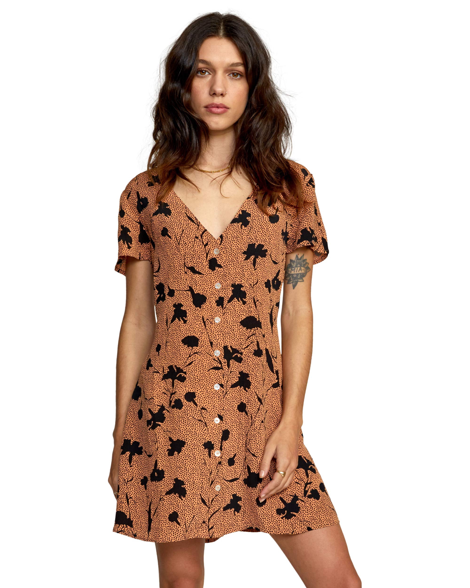 rvca women's avery woven short sleeve dress RVCA Women's Woven Short Sleeve, Avery Dress/Canyon Rose, Large