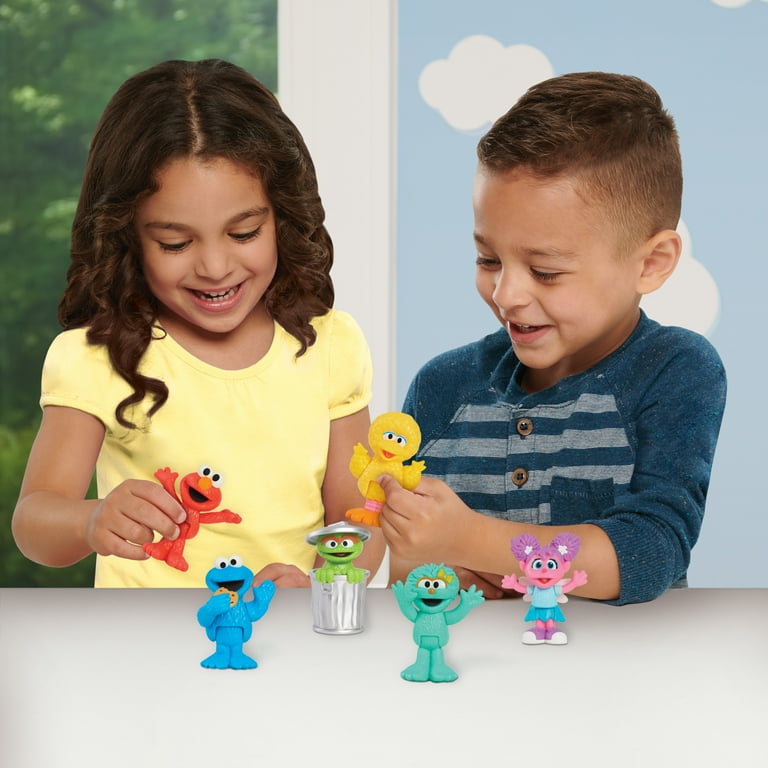 Sesame Street Neighborhood Friends, 6-piece Poseable